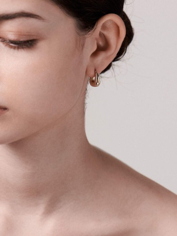 Graceful Hoop Earrings